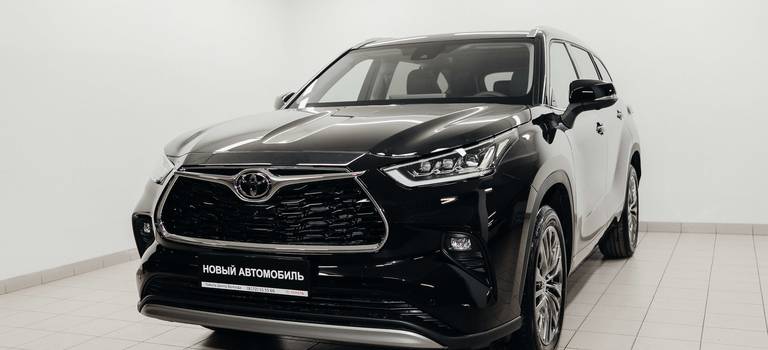 За&nbsp;год мы&nbsp;продали 150 новых Toyota Highlander?