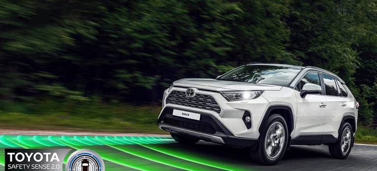 Выбор в пользу технологий уверенности: высокий уровень безопасности стал одной из ключевых причин покупки нового Toyota RAV4