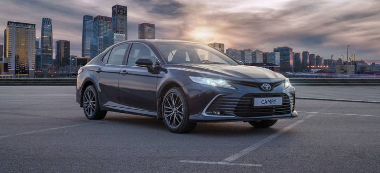 5 апреля начинаются продажи обновленной Toyota Camry