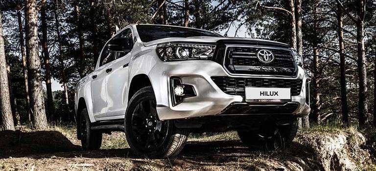 Начало продаж Toyota Hilux в исполнении Exclusive Black