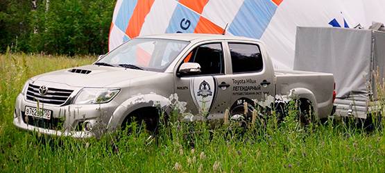 «Неубиваемый» пикап Toyota Hilux стал участником амбициозного проекта «путешественника-экстремала»