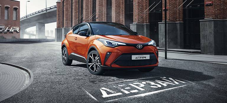 Открыт прием заказов на обновленный Toyota C-HR