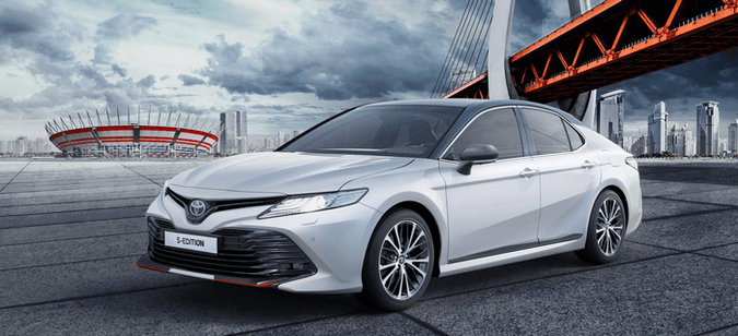 Бестселлер в дерзком исполнении: Toyota Camry в новой специальной версии S-Edition