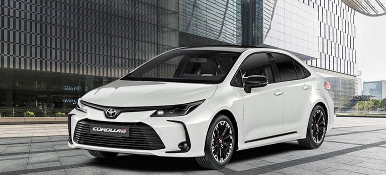 Притягивающие взгляды: Тойота представила Toyota Corolla и C-HR в специальной серии GR Sport