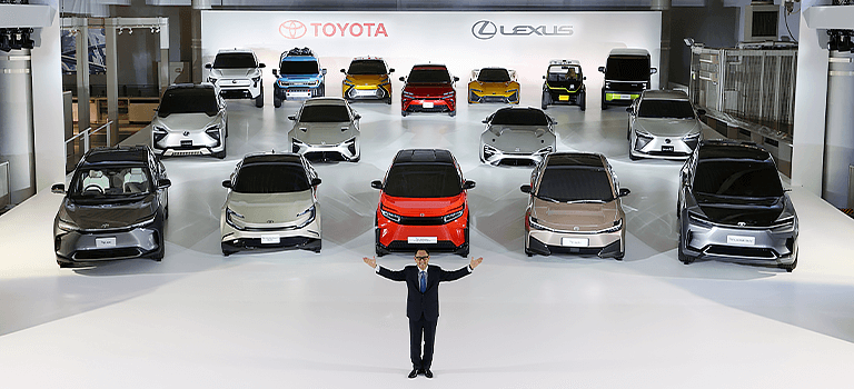 Тойота планирует представить 30 моделей электромобилей к 2030 году