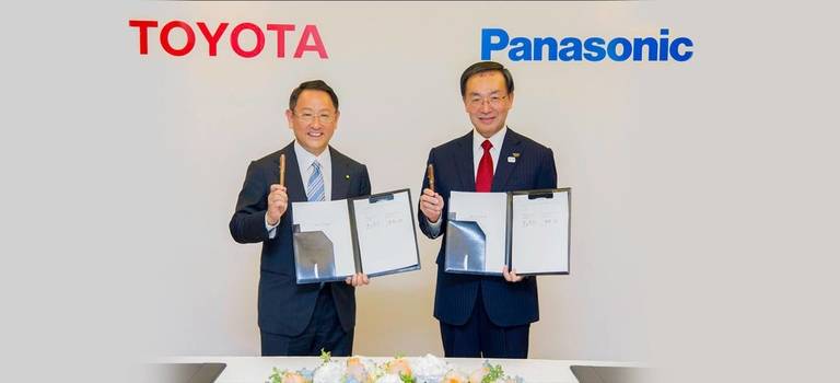 Toyota и Panasonic собираются сообща разработать прорывные батареи для электромобилей