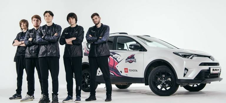 Toyota стала официальным партнером российской киберспортивной команды Winstrike Team