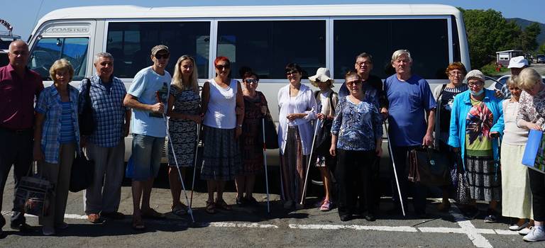 «Саммит Моторс» помогает организовать встречи с морем общества слепых