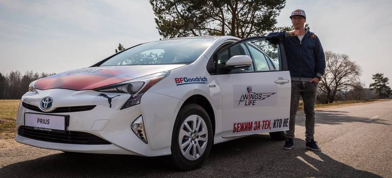 Кетчер-кар: необычная миссия Toyota Prius в России
