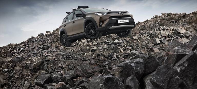 Стартовали продажи Toyota RAV4 в специальной серии Adventure