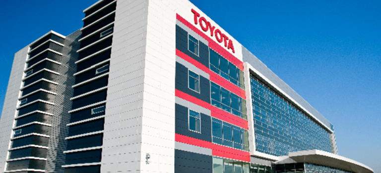 ООО «Тойота Мотор» передаст учреждениям здравоохранения 45 автомобилей для борьбы с коронавирусом