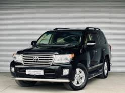 Toyota Land Cruiser 2012 г. (черный)