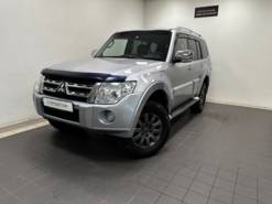 Mitsubishi Pajero 2011 г. (серебряный)