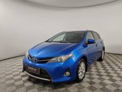 Toyota Auris 2013 г. (синий)