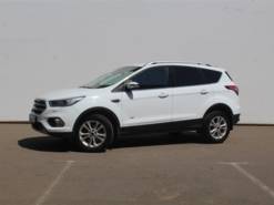 Ford KUGA 2017 г. (белый)