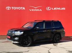 Toyota Land Cruiser 2018 г. (черный)