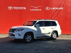 Lexus LX 2013 г. (белый)