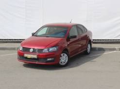 Volkswagen Polo 2018 г. (красный)