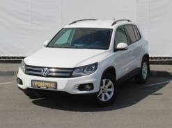 Volkswagen Tiguan 2013 г. (белый)