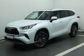 Toyota Highlander 2026 г. (белый)