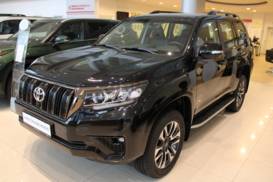 Toyota Land Cruiser Prado 2.8d AT6 (200 л.с.) 4WD 70th Anniversary