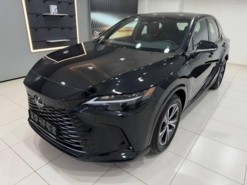Lexus RX 2026 г. (черный)