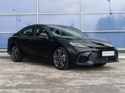 Toyota Camry 2025 г. (черный)
