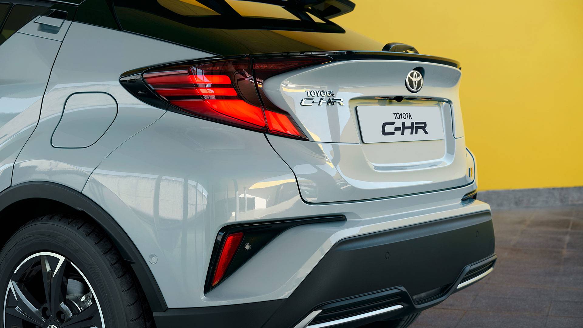 Технические характеристики Toyota C-HR